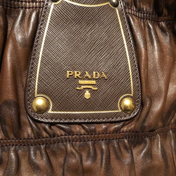 PRADA Nappa Gaufre Tote *Authentic* - Picture 2 of 4